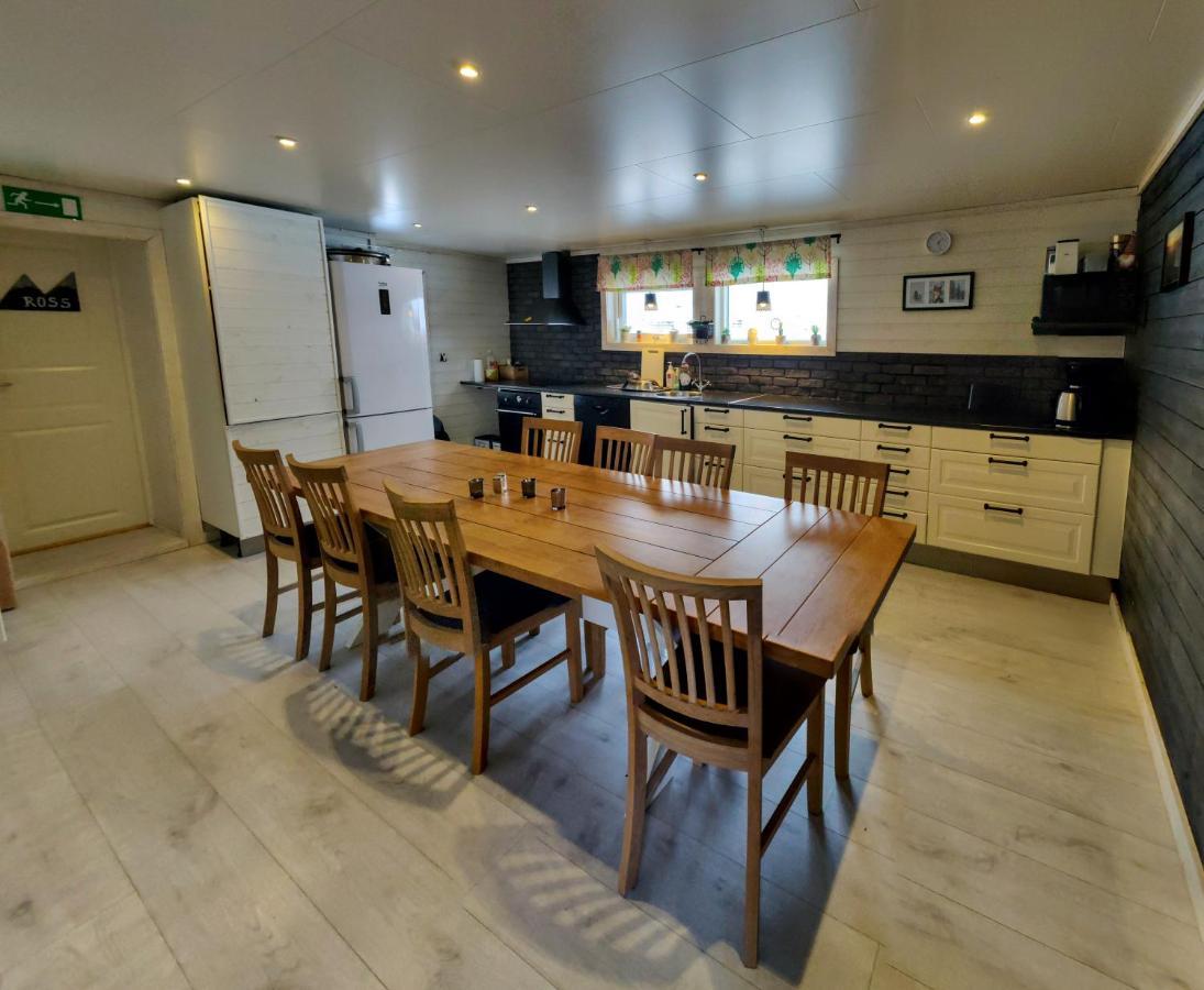 Husky Lodge Hostel Kiruna Ngoại thất bức ảnh