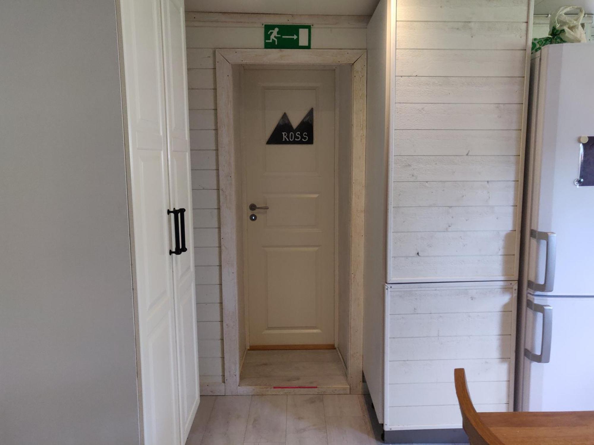 Husky Lodge Hostel Kiruna Phòng bức ảnh