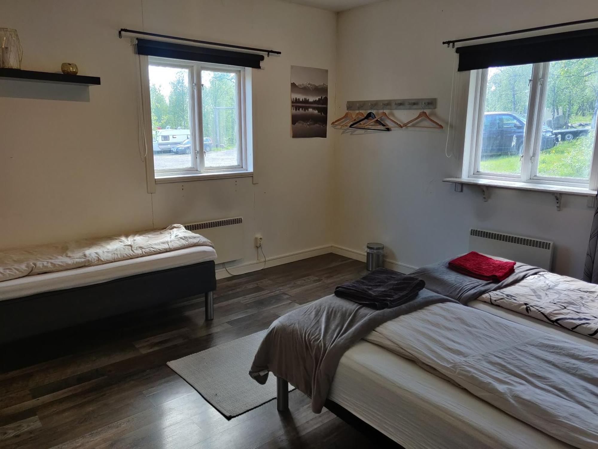 Husky Lodge Hostel Kiruna Phòng bức ảnh